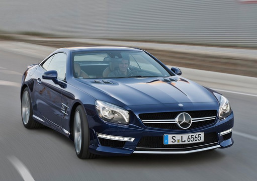 Mercedes Benz SL65 AMG at 2013 Mercedes SL65 AMG Driving and Beauty Footage