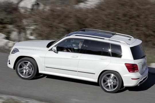 Mercedes GLK facelift 3 at 2013 Mercedes GLK Facelift Revealed