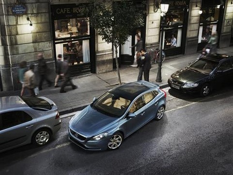 Volvo V40 geneva 5 at Geneva 2012: Volvo V40