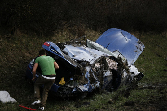 BMW M5 F10 Wrecked 4 at BMW M5 F10 Wrecked After 300km/h Autobahn Crash