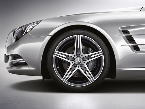Mercedes Benz Accessories 5 at Mercedes Benz Accessories Unveils New Alloy Wheels
