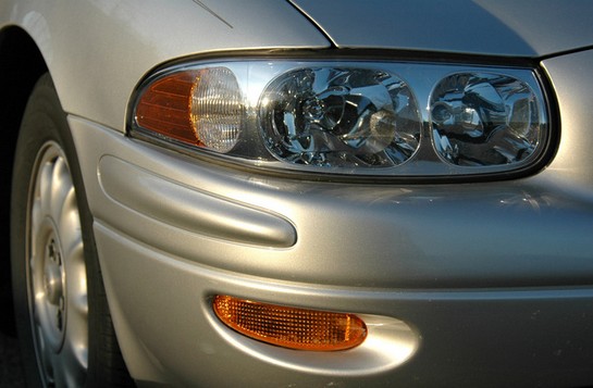 Car Light at Car Breakdown Equipment   What You Need for an Emergency