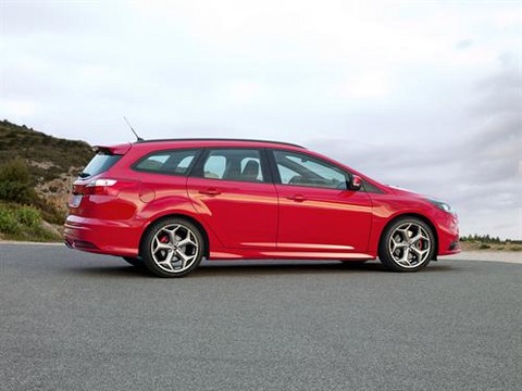 Focus ST 2 at 2012 Ford Focus ST UK Pricing and Specs