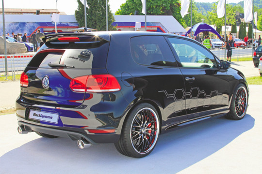 Golf GTi Black 2 at VW Golf GTI Black Dynamic Announced For Worthersee