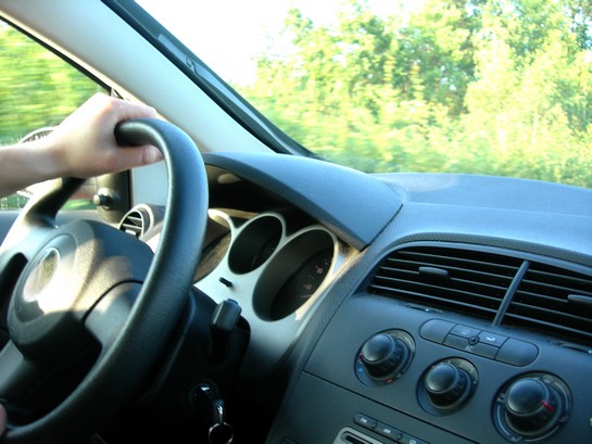 Maintain a Safe Driving at How to Maintain a Safe Following Distance while Driving