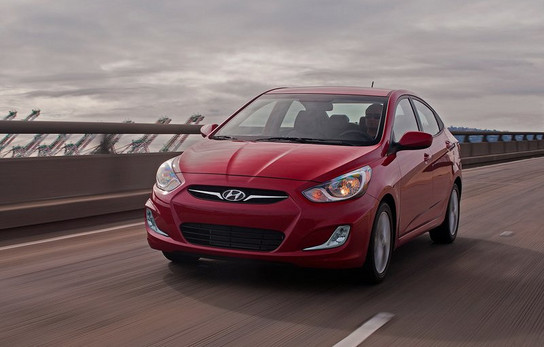 2013 Hyundai Accent at 2013 Hyundai Accent Pricing and Specs