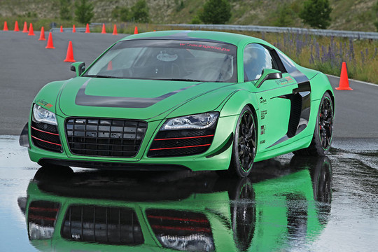 Racing One Audi R8 V10 1 at Racing One Audi R8 V10