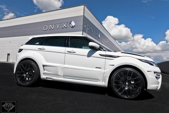 Rogue Evoque 4 at ONYX Rogue Based on Range Rover Evoque