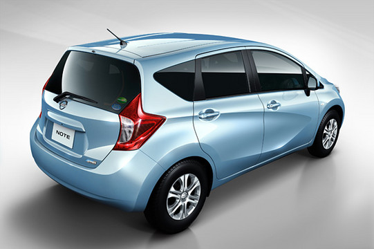 Nissan Note 3 at 2013 Nissan Note Unveiled