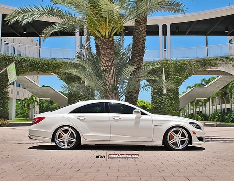 Picture Special CLS63 ADV1 5 at Picture Special: Mercedes CLS63 on ADV1 Wheels