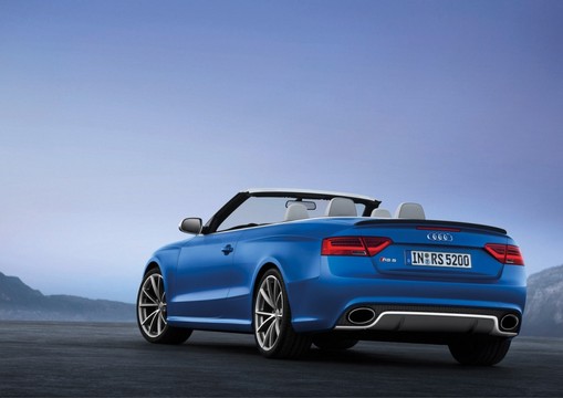 Audi RS 5 Cabriolet 3 at Official: 2013 Audi RS5 Cabriolet