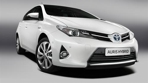 Toyota Auris at 2013 Toyota Auris UK Pricing and Specs