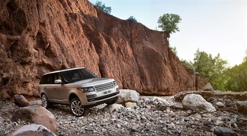 2013 range rover at 2013 Range Rover Wins Its First Award