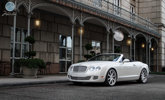 Bentley Continental GTC 4 at Bentley Continental GTC with Modulare Wheels