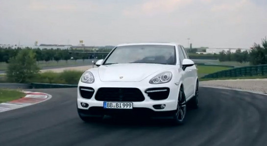 Cayenne Turbo S 1 at Video: Porsche Cayenne Turbo S In Action 