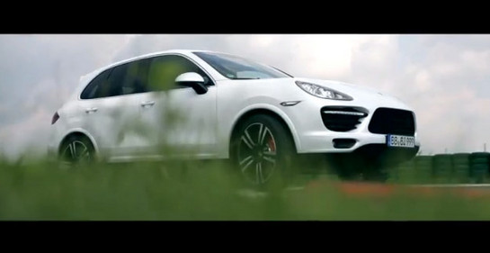 Cayenne Turbo S 2 at Video: Porsche Cayenne Turbo S In Action 