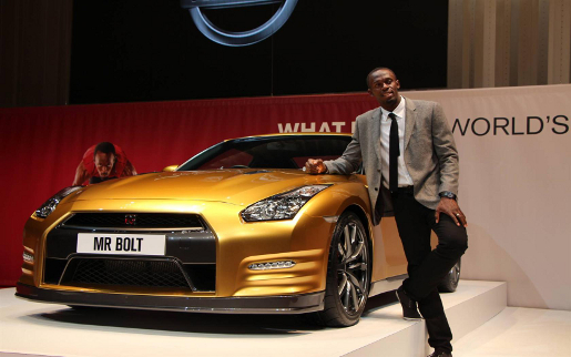 Nissan GT R Usain Bolt at 2013 Nissan GT R under a Magnifying Glass
