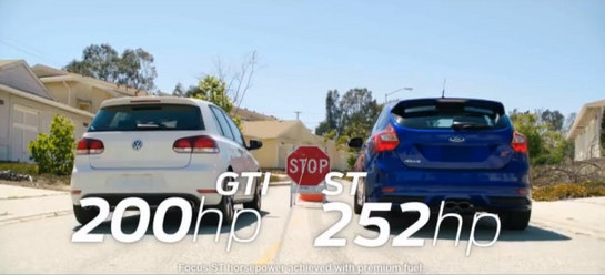 focus vs golf 2 at Ford Pits Focus ST Against VW GTI   Video