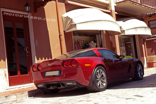 Corvette z06 Motorward 02 at On the Road: Chevrolet Corvette Z06 (427) Spotted in Italy