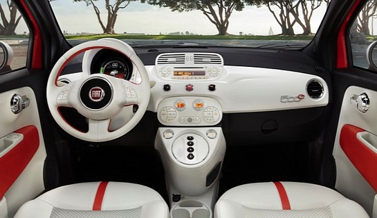 Fiat 500e 2 at Fiat 500e First Pictures Released