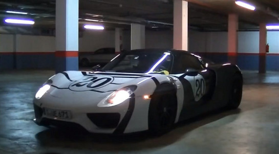 Three Porsche 918 Spyder at Porsche 918 Spyder Convoy Spotted In Spain   Video