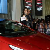 irina shayk istambul kia ceed 04 175x175 at Irina Shayk obfuscates the Kia Pro Ceed 2013
