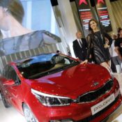 irina shayk istambul kia ceed 06 175x175 at Irina Shayk obfuscates the Kia Pro Ceed 2013