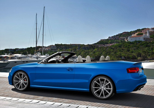 Audi RS5 Cabriolet1 at Audi RS5 Cabriolet In Action + New Pictures