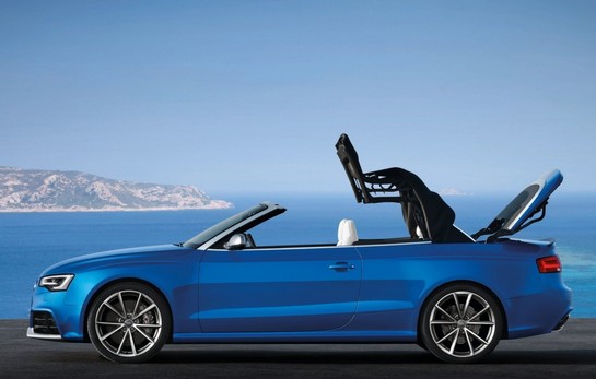 rs5 n 7 at Audi RS5 Cabriolet In Action + New Pictures