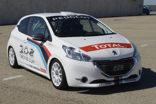 208 GTi Racing Experience 1 545x362 at Peugeot 208 GTi Racing Experience Campaign 