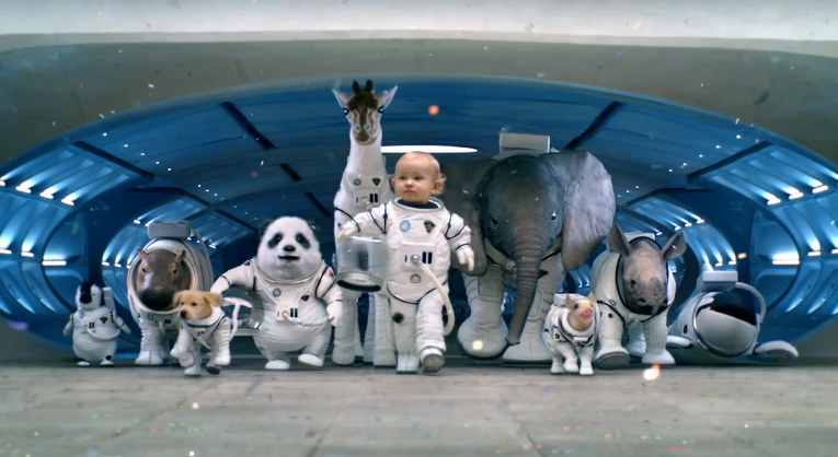 Kia SorentoAd at Kia Sorento Super Bowl Ad Teaser: Space Babies