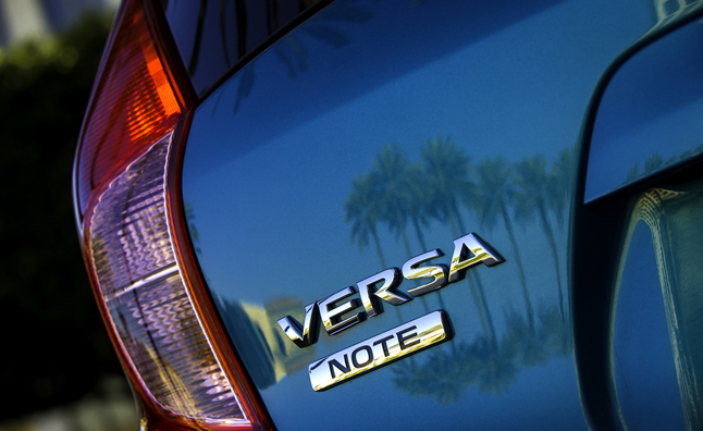 Nissan Versa Note Teaser at NAIAS 2013: Nissan Versa Note Teaser