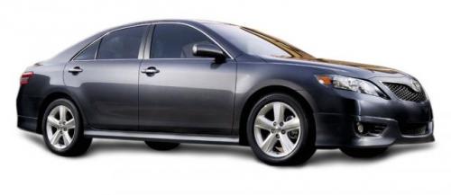 2010 toyota camry 11 at 2010 Toyota Camry does 33MPG