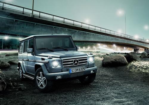 2010 Mercedes Benz G Class at Mercedes updates G Class for 2010
