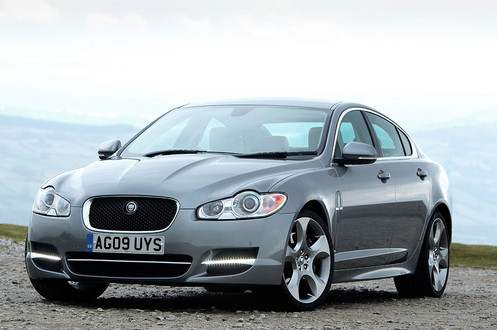 2011 Jaguar XF S 1 at 2010 Jaguar XF Diesel S 