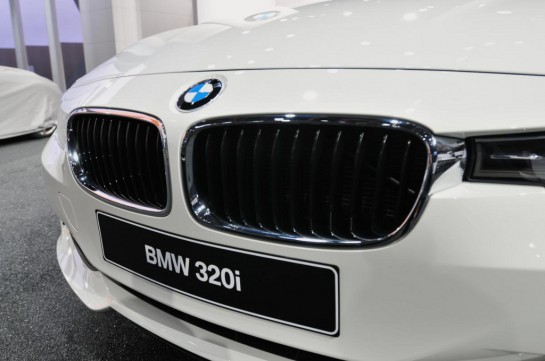 2013 BMW 320i Sedan 545x361 at Unveiling BMWs new 320i Sedan at entry level price