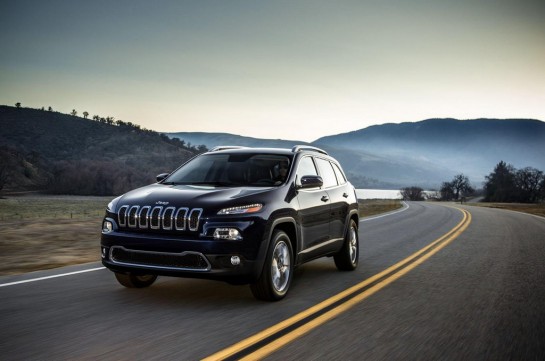 2014 Jeep Cherokee 4 545x361 at 2014 Jeep Cherokee: First Official Pictures