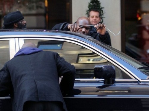 50 cent rolls royce at 50cent locked out of his Rolls Royce Phantom!