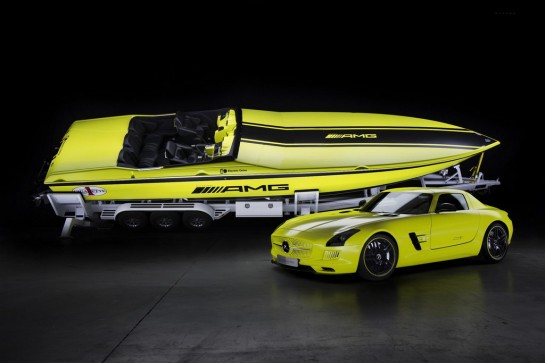 Cigarette AMG Electric 545x363 at Cigarette AMG Electric Powerboat Inspired by Mercedes SLS Electric