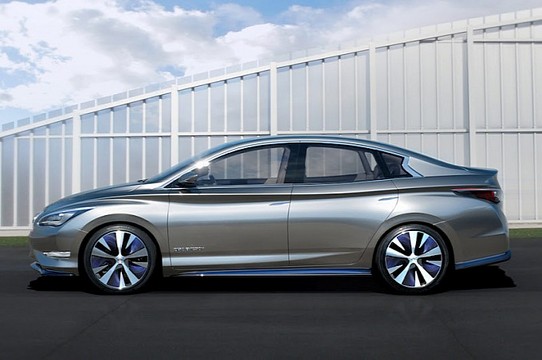 Infiniti LE 2 at Infiniti LE Concept Coming To Paris Motor Show