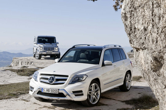 Mercedes GLK facelift 1 at 2013 Mercedes GLK Facelift Revealed