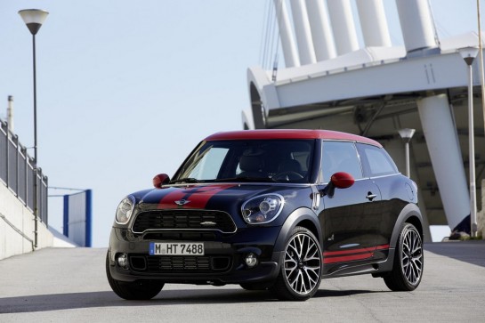 Paceman John Cooper Works 1 545x363 at Official: MINI Paceman John Cooper Works