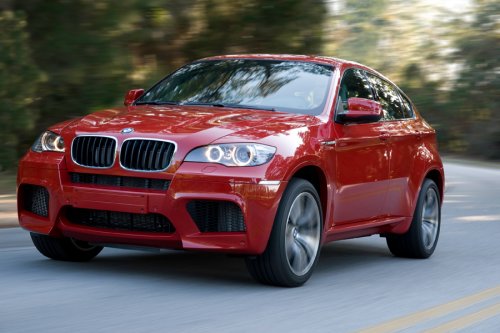 bmw x6m at Video: BMW X6M roaring around the track