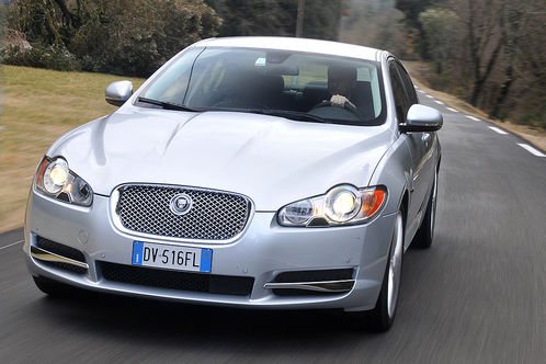 jaguar fx diesel 2 at New Jaguar XF Diesel comes with gigantic torque!