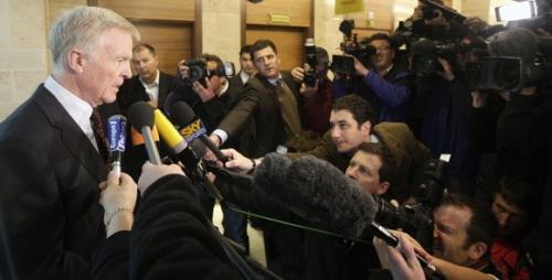 max mosley1 at Mosley to quit   Formula1 not to split