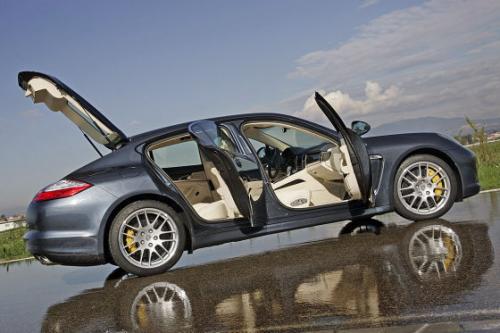 porsche panamera live at Porsche Panamera really live pictures!