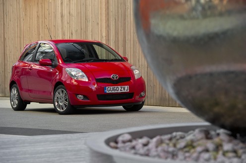 toyota yaris sr t spirit 2 at Toyota Yaris Price Cut In UK