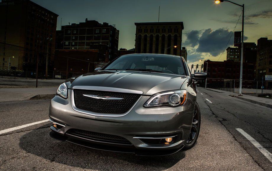Chrysler 200 S Special Edition 1 at 2013.5 Chrysler 200 S Special Edition by Carhartt