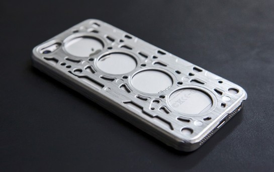 v8 gasket iphone 5 case 545x342 at Cool: V8 Engine Gasket Inspired Case for iPhone 5