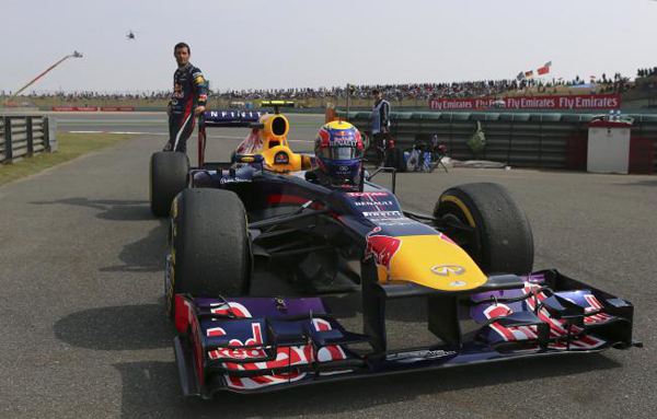 2013 China Formula 1 GP 1 at Fernando Alonso Dominates 2013 China Grand Prix